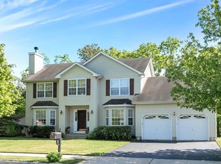 10 Autumn Dr, Howell, NJ 07731