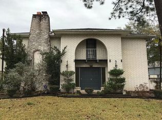 7610 Green Lawn Dr, Houston, TX 77088