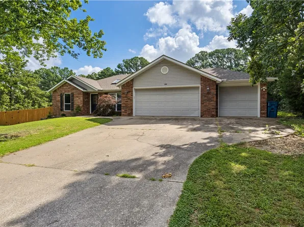 1 Constance Cir, Bella Vista, AR 72714