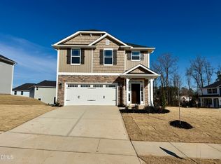 215 Drayton Hall Ln, Sanford, NC 27330