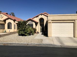 19034 Cedar Dr, Apple Valley, CA 92308