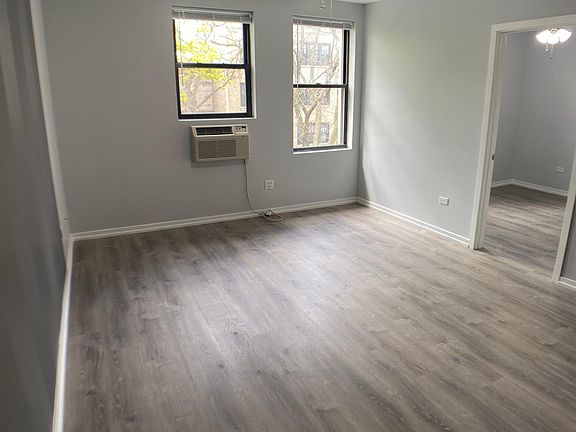 4th image of 4876 N Magnolia Ave #301