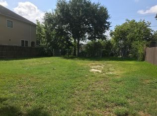 4627 Mimosa Dr, Bellaire, TX 77401