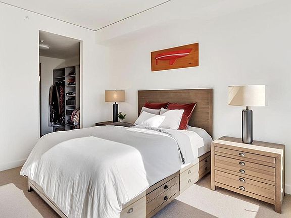3rd image of 1750 Wewatta St #1413