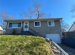 20 Stadia Dr, Franklin, OH 45005