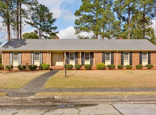 1203 Woodberry Rd, Kinston, NC 28501