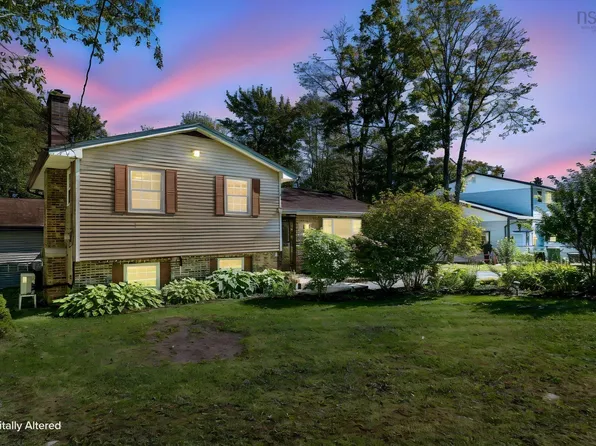 103 Danny Dr, Beaver Bank, NS B4G 1B4