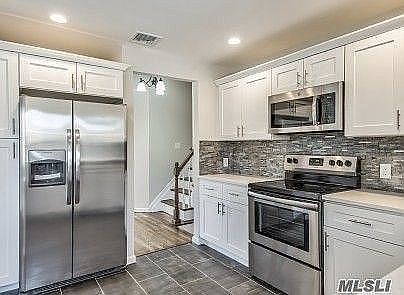 3rd image of 52 Eileen Ave