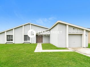 820 E Flag Ln, Kissimmee, FL 34759