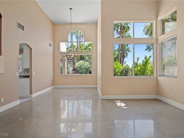10228 Alessandro Ave — Photo 7