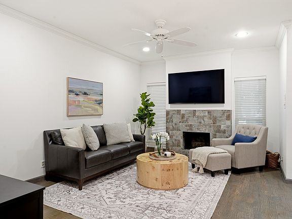 3rd image of 408 Josephine St
