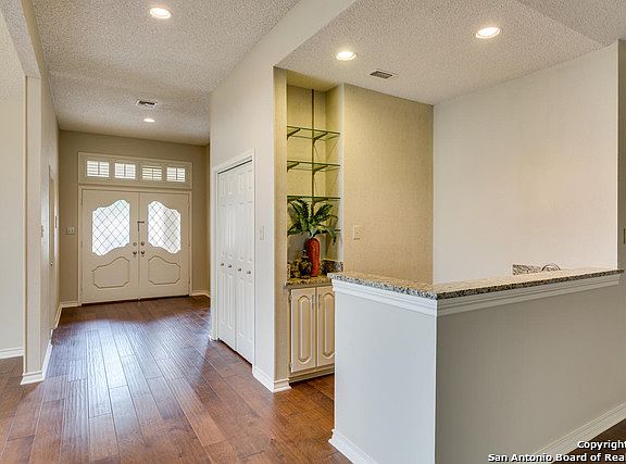 4th image of 5 Chagford Ct