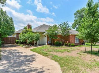 3918 November Ct, Arlington, TX 76016