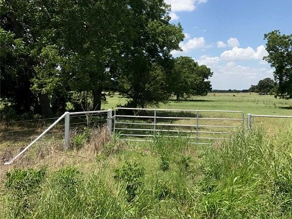 5th image of 100 Eight Acres Cir #304