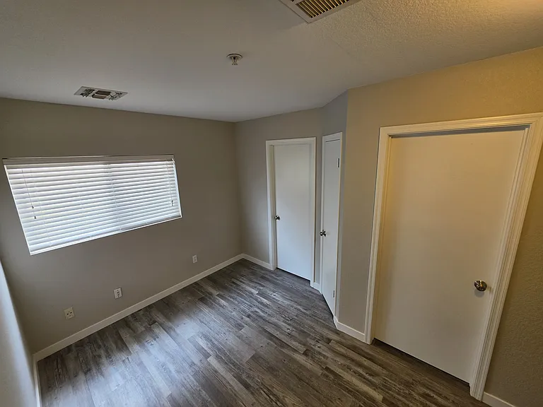 8954 E Shangri La Rd — Photo 12