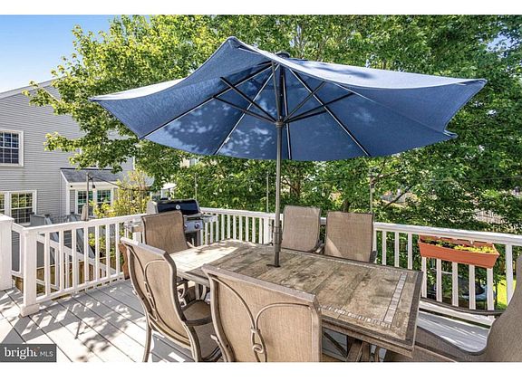 4th image of 2207 Cherry Leaf Ln