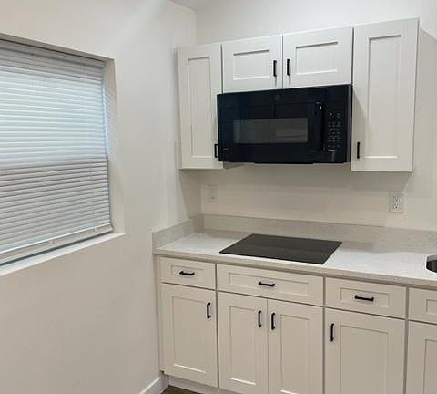 5th image of 1401 E Palifox St #1/2