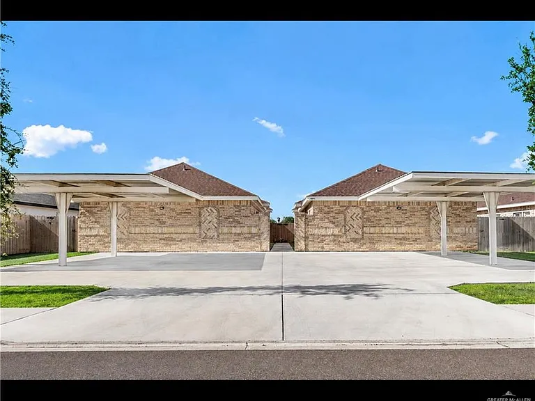 905 Kohala Ave #2 — Photo 1