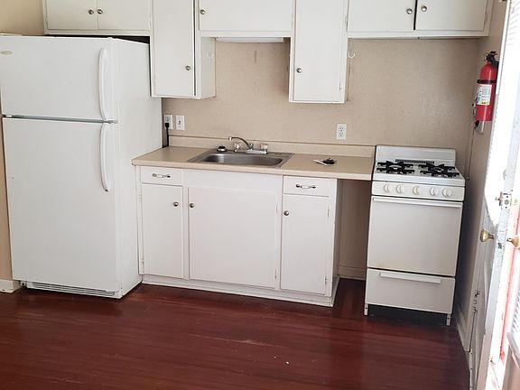 5th image of 111 Park Ave APT 4