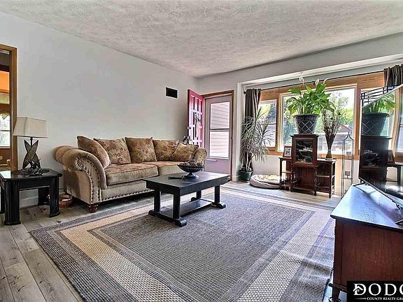 5th image of 556 E Military Ave