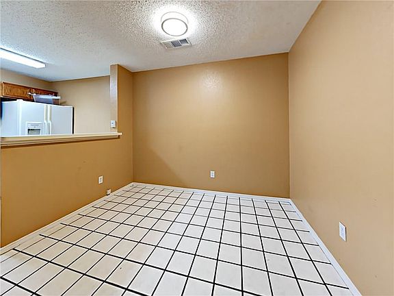 5th image of 2308 Balvanera Plz