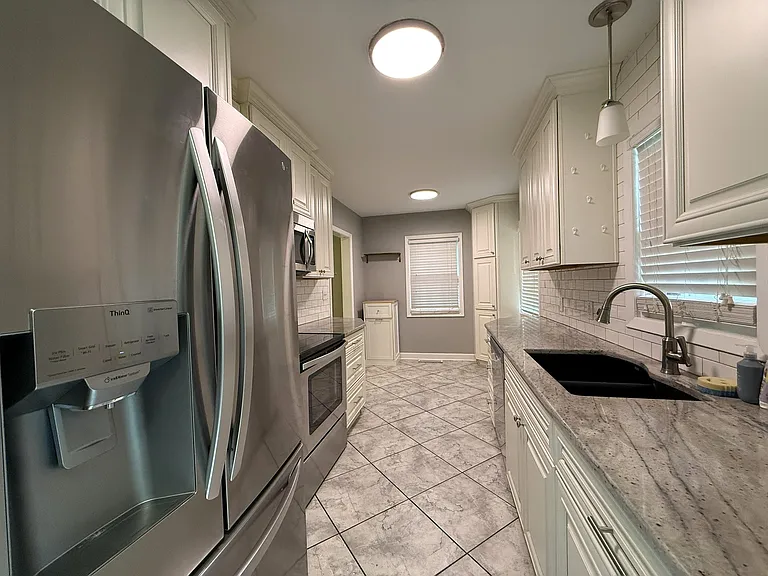 514 S Crestway St — Photo 13