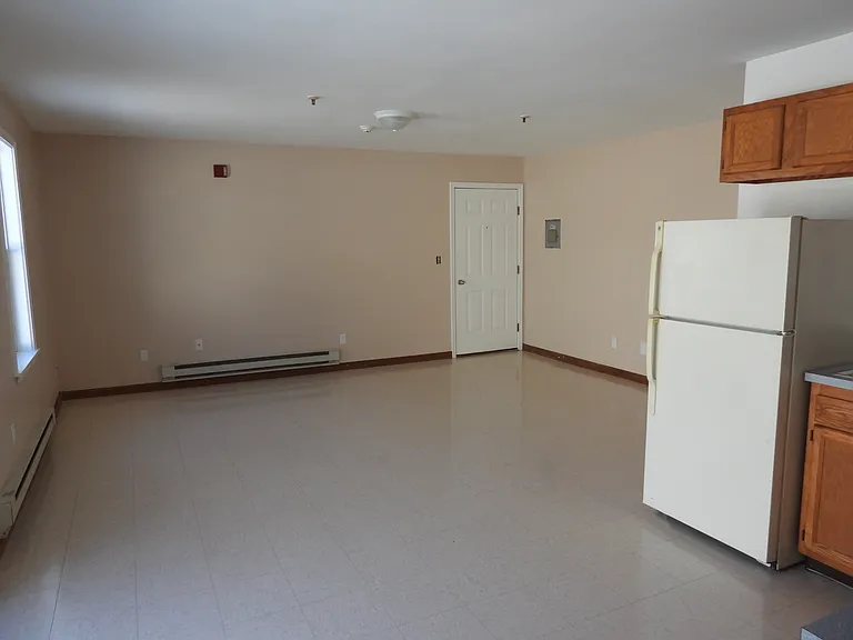 6300 W Port Bay Rd #B — Photo 2
