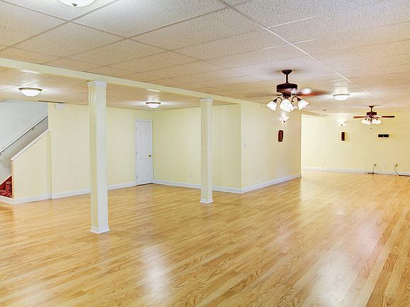 4th image of 1265 Oakleaf Dr