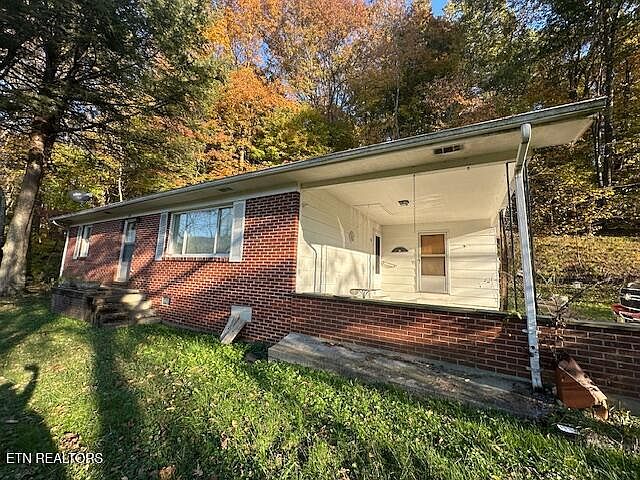 1st image of 196 Welch Way Dr