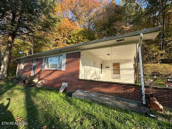 196 Welch Way Dr, Rose Hill, VA 24281