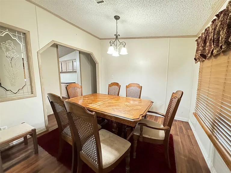 914 County Road 4882 S — Photo 5