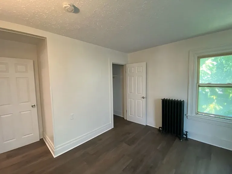 912 S Clinton Ave — Photo 12