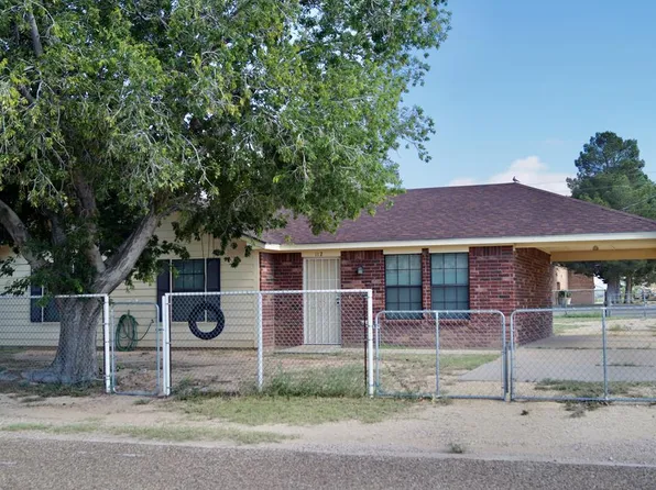 112 W 8th St, McCamey, TX 79752