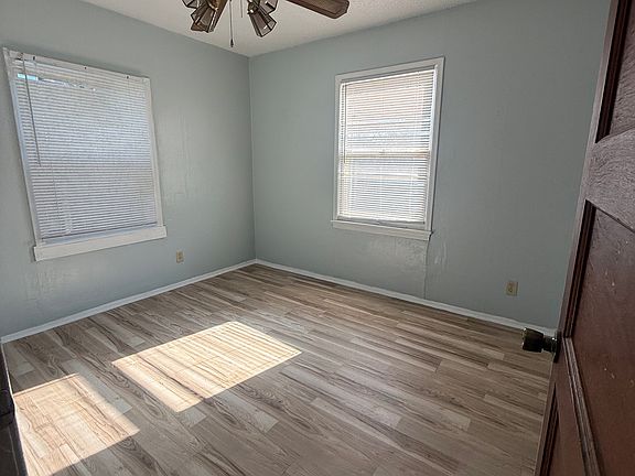 5th image of 1713 E Park Ave