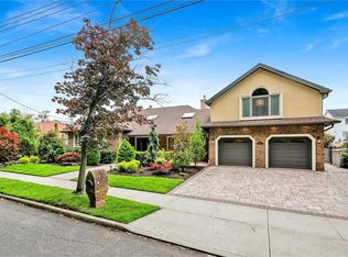 290 Koch Blvd, Staten Island, NY 10312