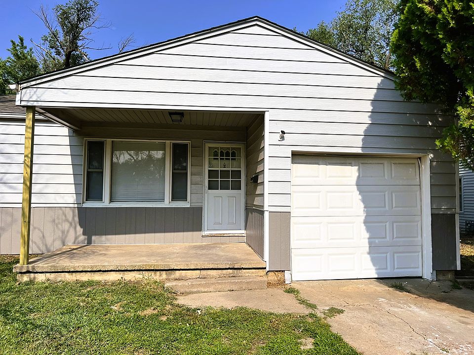 2649 N Estelle Exterior porch_09042024