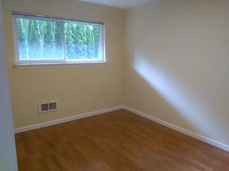 2717 76th Ave SE #104 — Photo 6