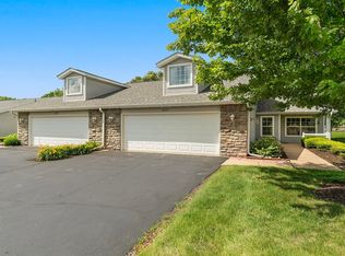6534 Oak Crest Ln, Loves Park, IL 61111