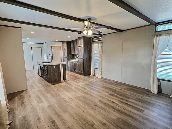 4th image of 4151 Iroquois Dr
