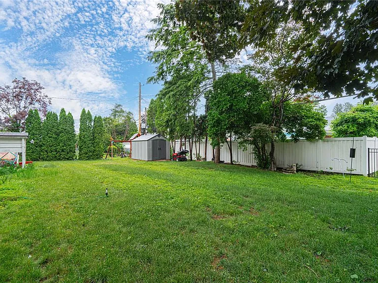285 Bridle Path Rd — Photo 50