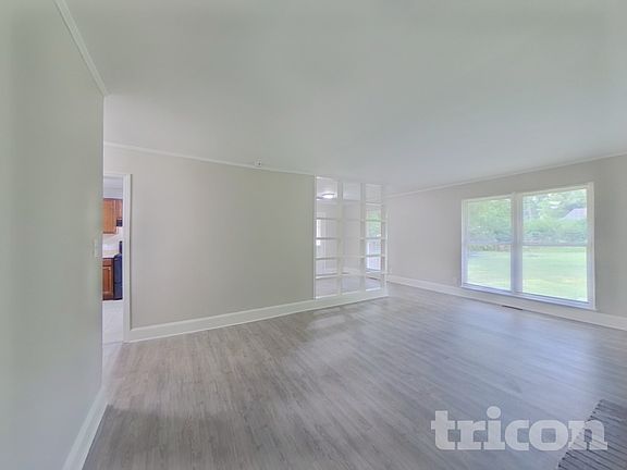 2nd image of 5530 Wedgewood Dr