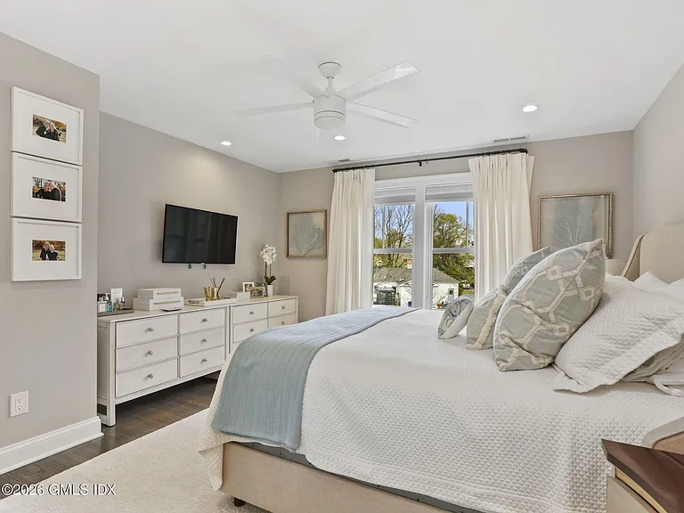 41 Grove St — Photo 16