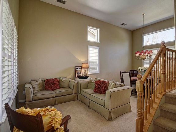 3rd image of 9769 Horned Lark Way