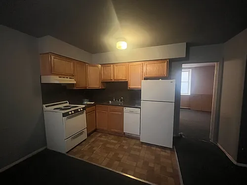 330 Bainbridge St #23 Photo 1 330 Bainbridge St #23 Photo 1