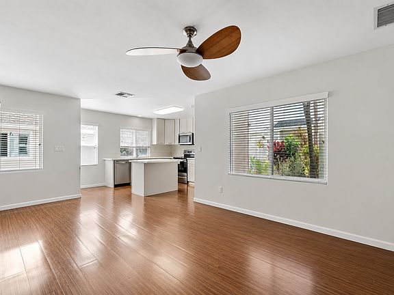 4th image of 91-1319 Kaileolea Dr