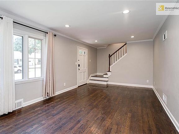 3rd image of 5703 Cedar St