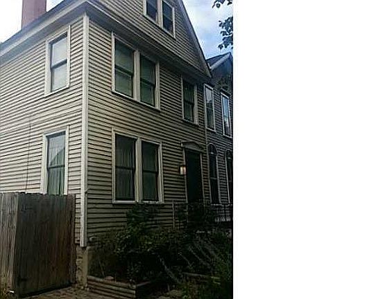 2nd image of 106 Park St