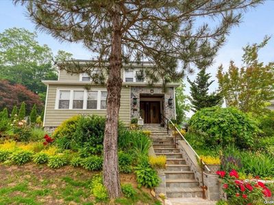 62 Park Avenue, Oyster Bay, NY, 11771