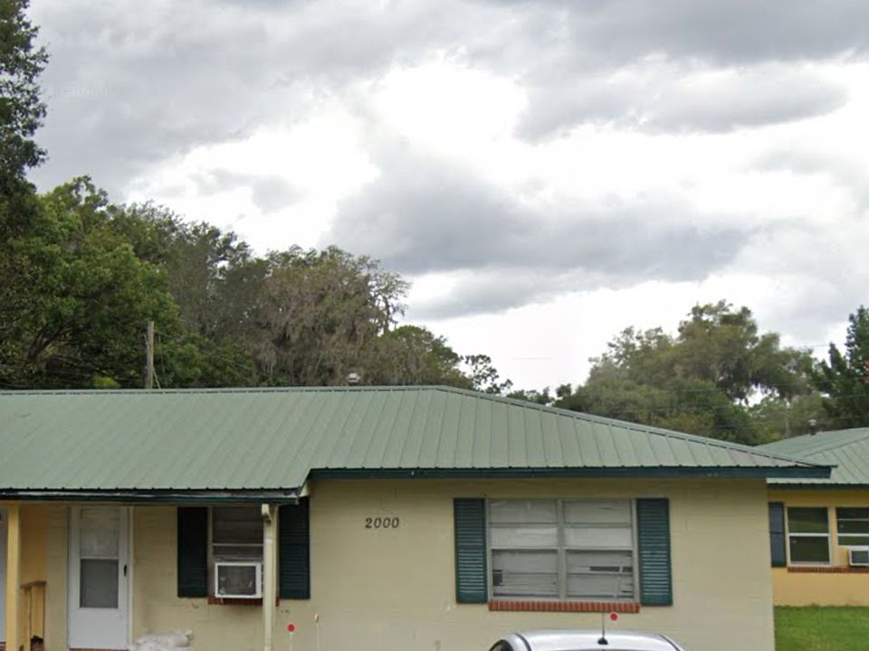 1st image of 2000 S Palm Ave