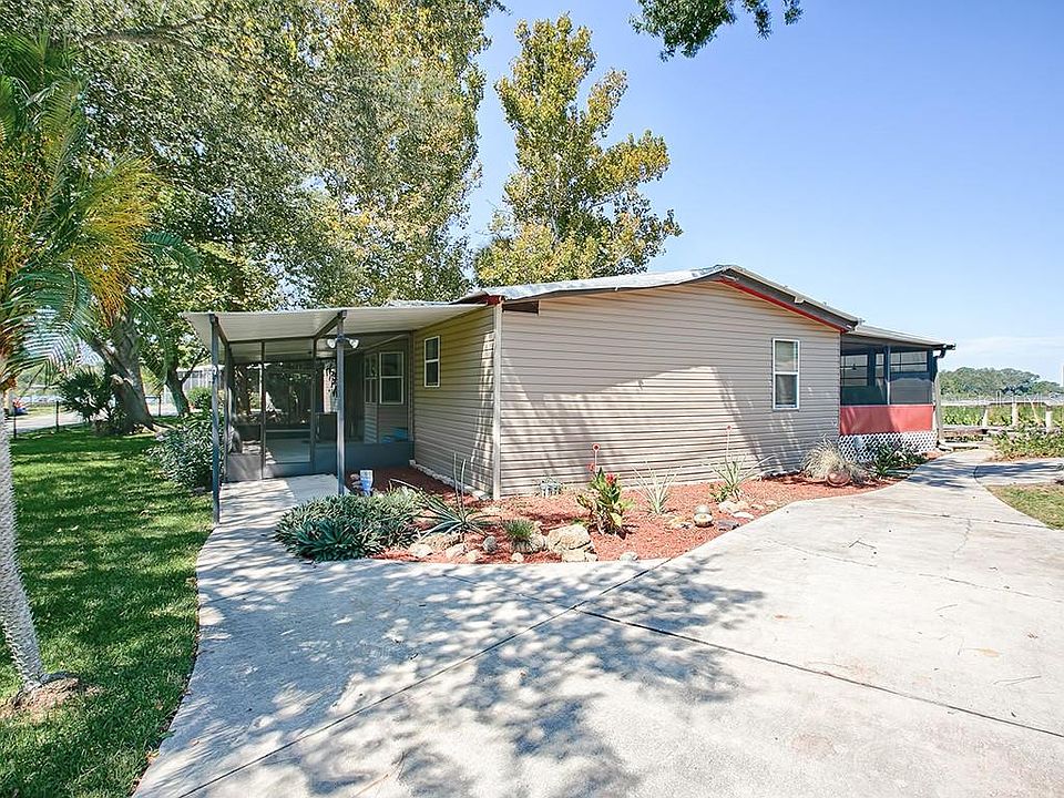 1st image of 17046 Elderberry Dr